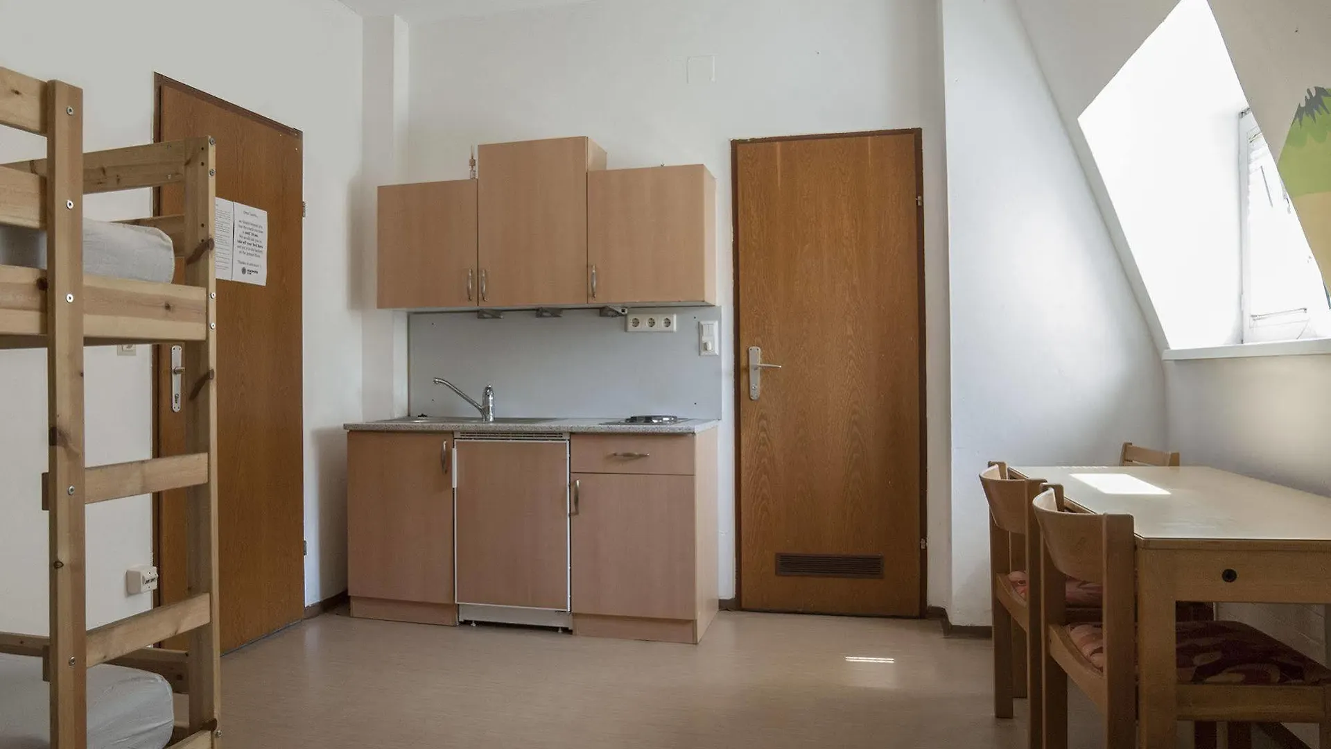 Hostel Marmota İnnsbruck 0*,  Avusturya